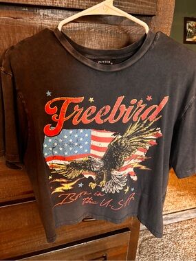 Zutter Freebird Graphic Short Sleeve Tee in Black with Red & Gold (m)